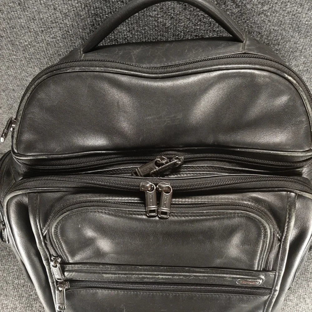 Tumi Backpack 96186D4 17x15x9 Black Leather Mens Business Travel Bag